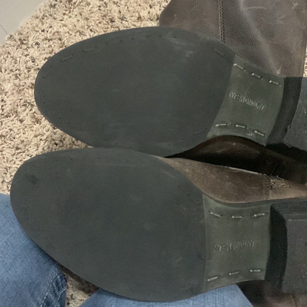 Antonio Melani Leather Tall boot size 8 color is what I would call sealskin. - Picture 10 of 12